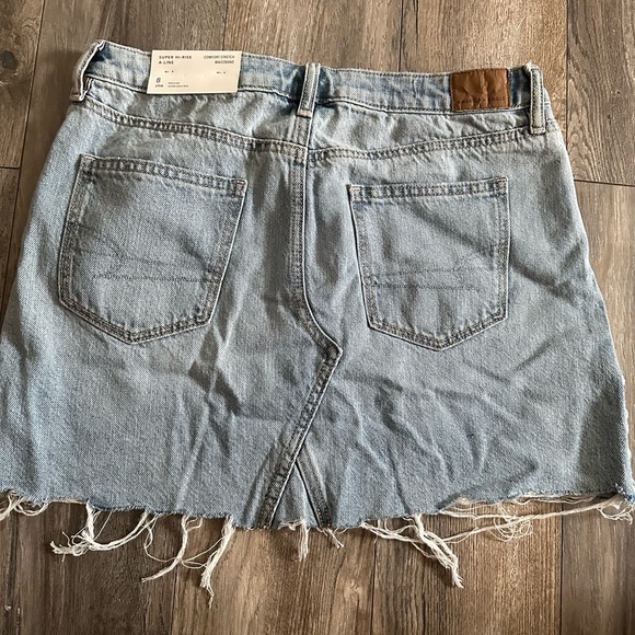 American Eagle Super Hi-Rise A-line Denim Skirt - Picture 2 of 2